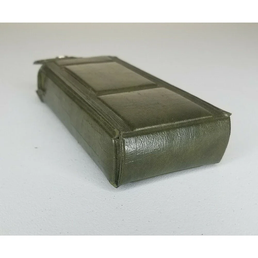 Vintage Kodak Pocket Instamatic 20 Camera w/ Green Leather Kodak Carrying Case